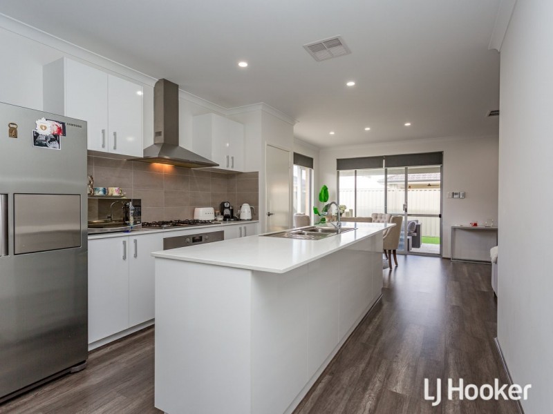 65 Whitmore Loop, Harrisdale WA 6112