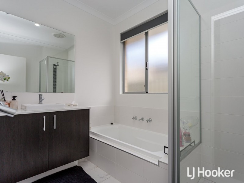 65 Whitmore Loop, Harrisdale WA 6112