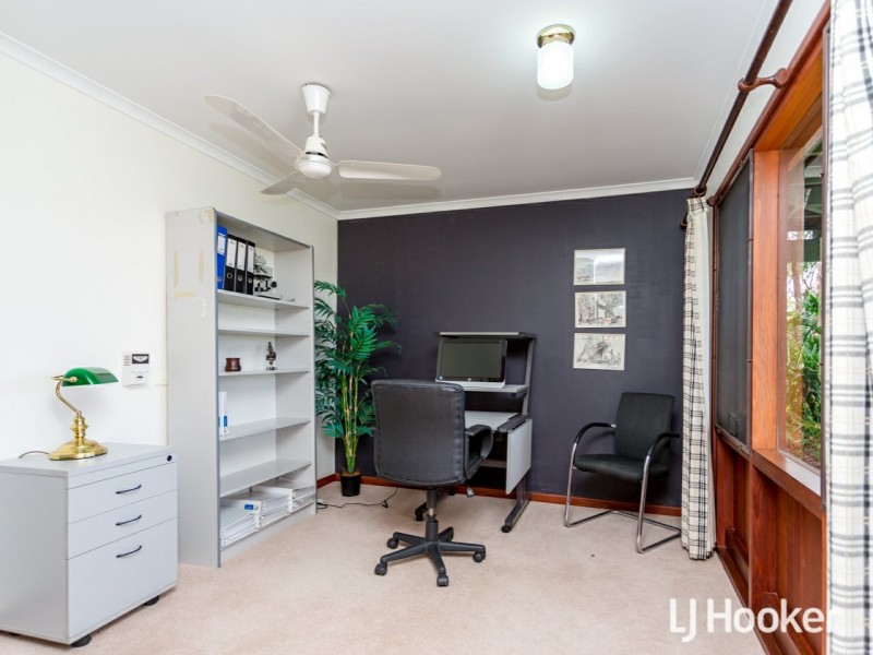 18 Calliandra Place, Roleystone WA 6111