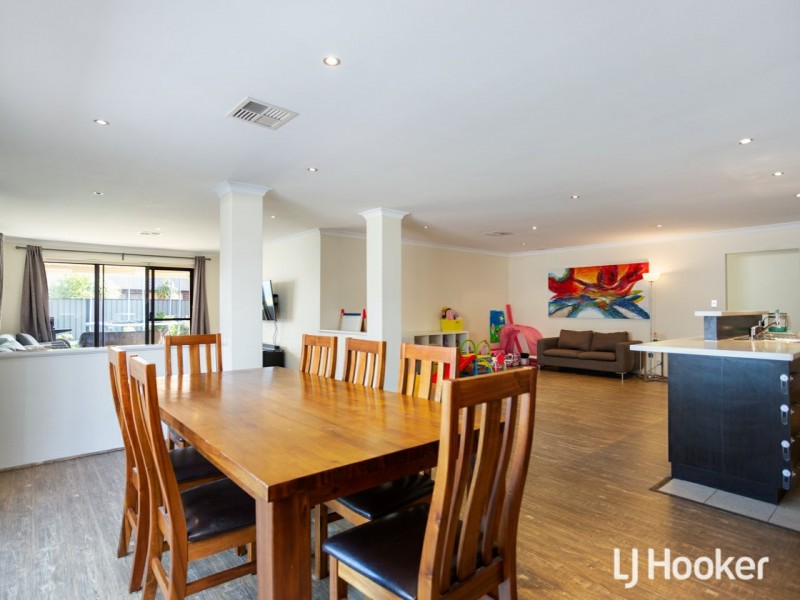 10 Dara Corner, Thornlie WA 6108