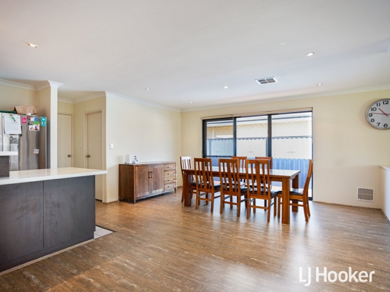 10 Dara Corner, Thornlie WA 6108