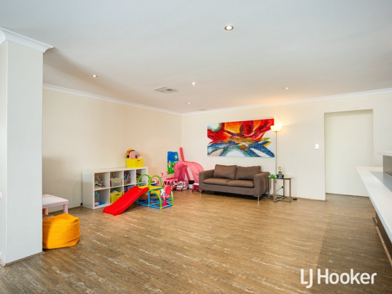 10 Dara Corner, Thornlie WA 6108