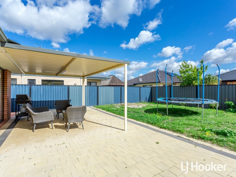 10 Dara Corner, Thornlie WA 6108