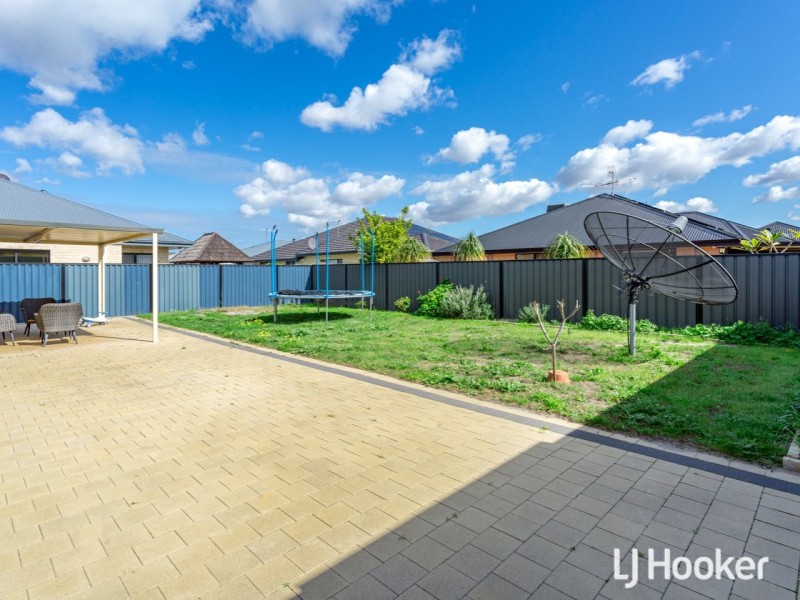 10 Dara Corner, Thornlie WA 6108