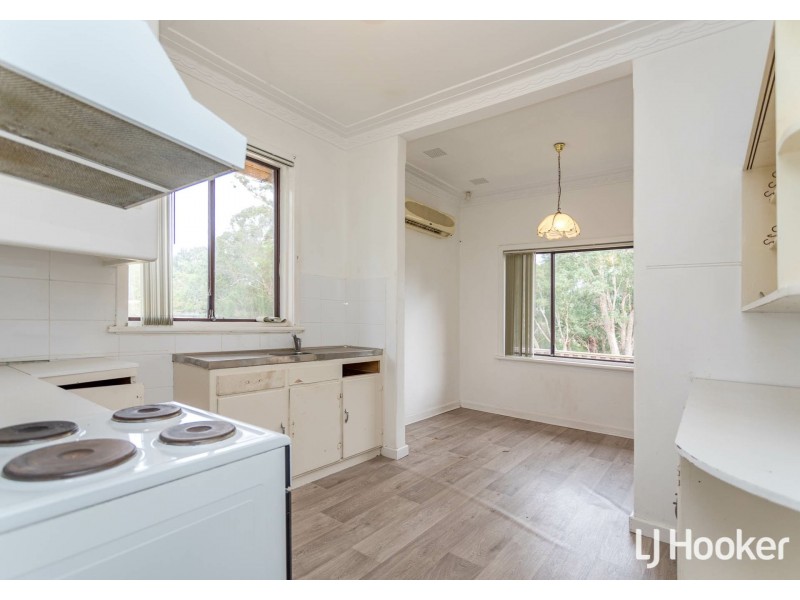 4 Elsie Street, Gosnells WA 6110