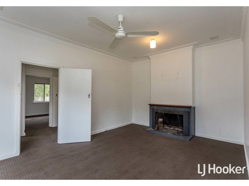 4 Elsie Street, Gosnells WA 6110