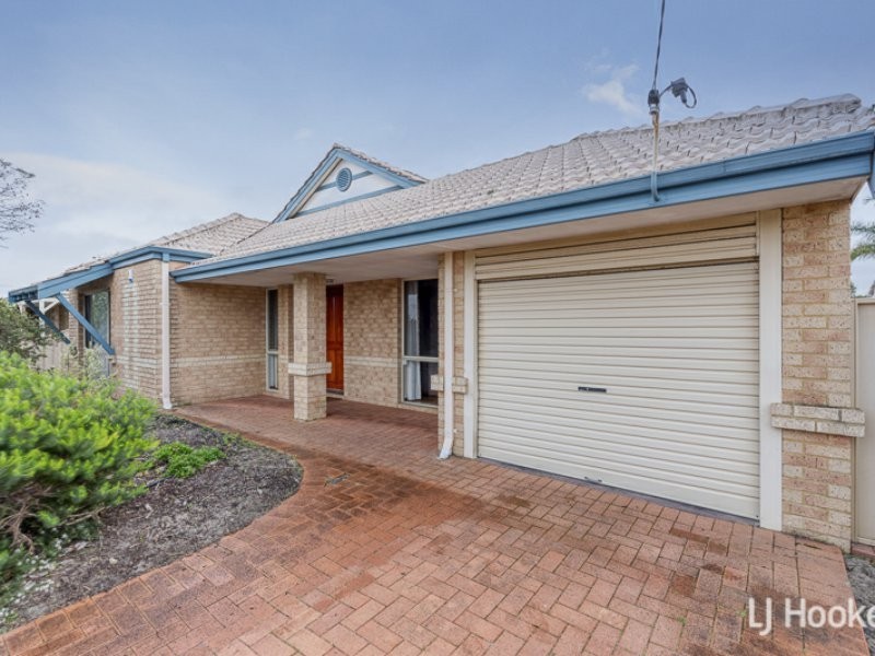 6 Bullfinch Street, Huntingdale WA 6110