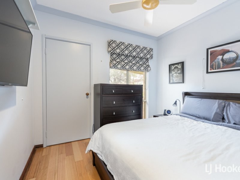 6 Bullfinch Street, Huntingdale WA 6110