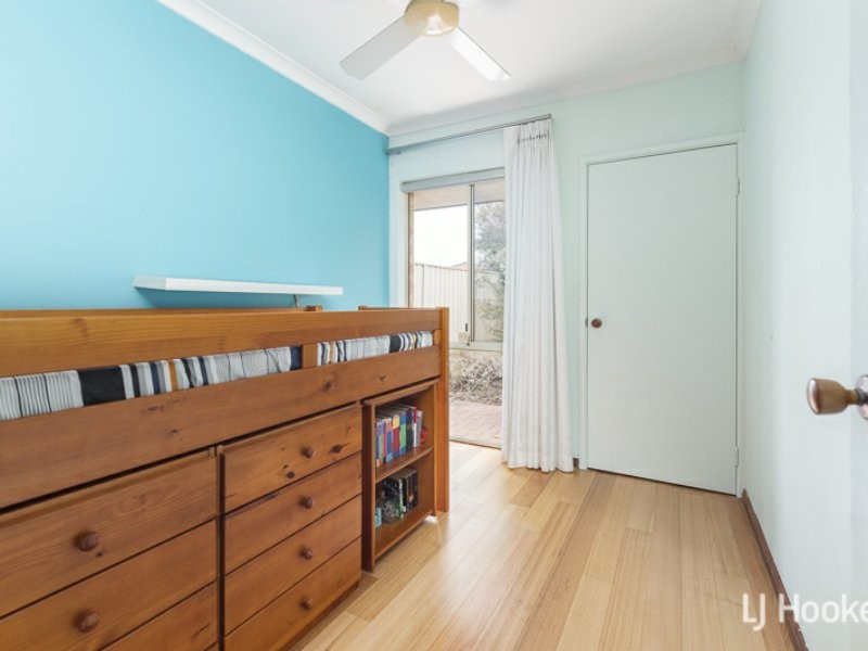 6 Bullfinch Street, Huntingdale WA 6110