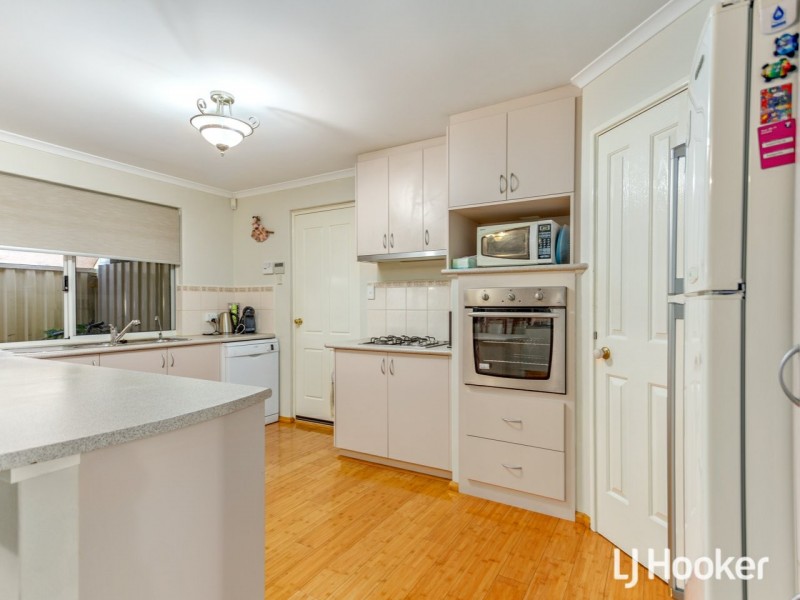 37 Banda Boulevard, Canning Vale WA 6155