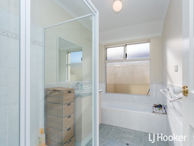 37 Banda Boulevard, Canning Vale WA 6155