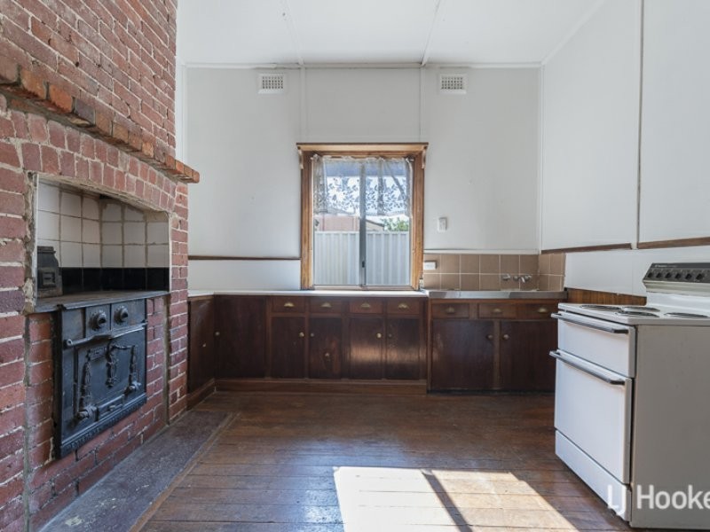 208 Hicks Street, Gosnells WA 6110