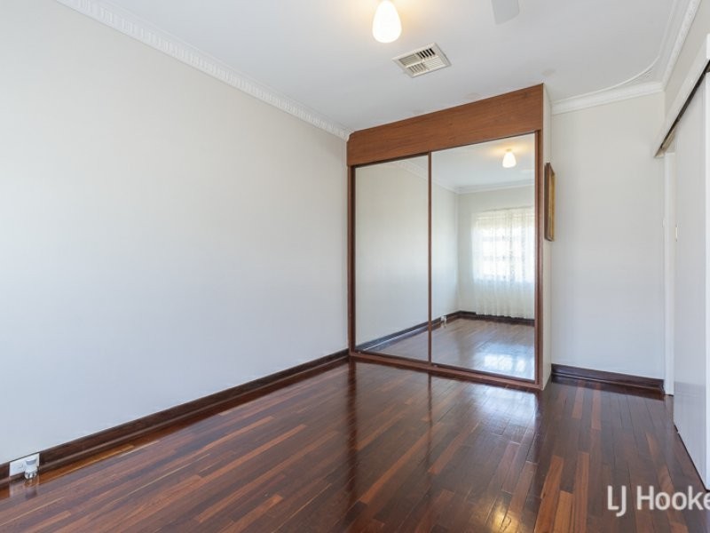 15 Wynyard Way, Thornlie WA 6108