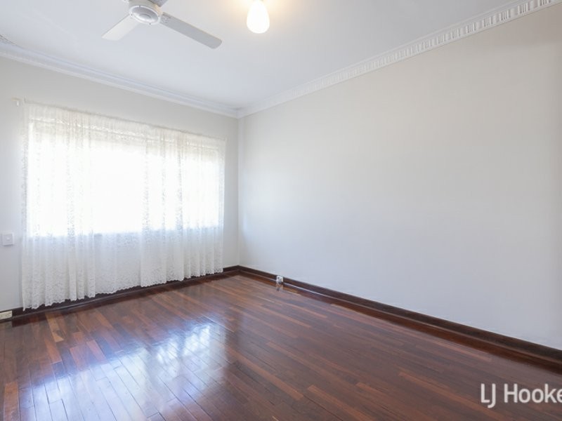 15 Wynyard Way, Thornlie WA 6108