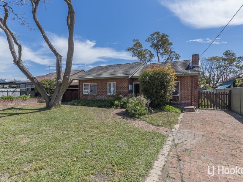 15 Wynyard Way, Thornlie WA 6108