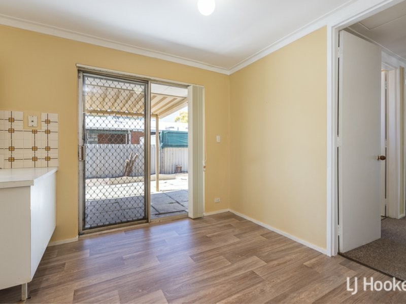 8 Brookdale Drive, Armadale WA 6112