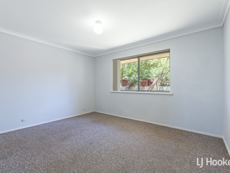 8 Brookdale Drive, Armadale WA 6112