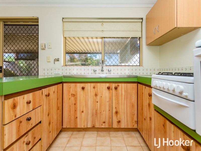 7 Farnham Place, Gosnells WA 6110