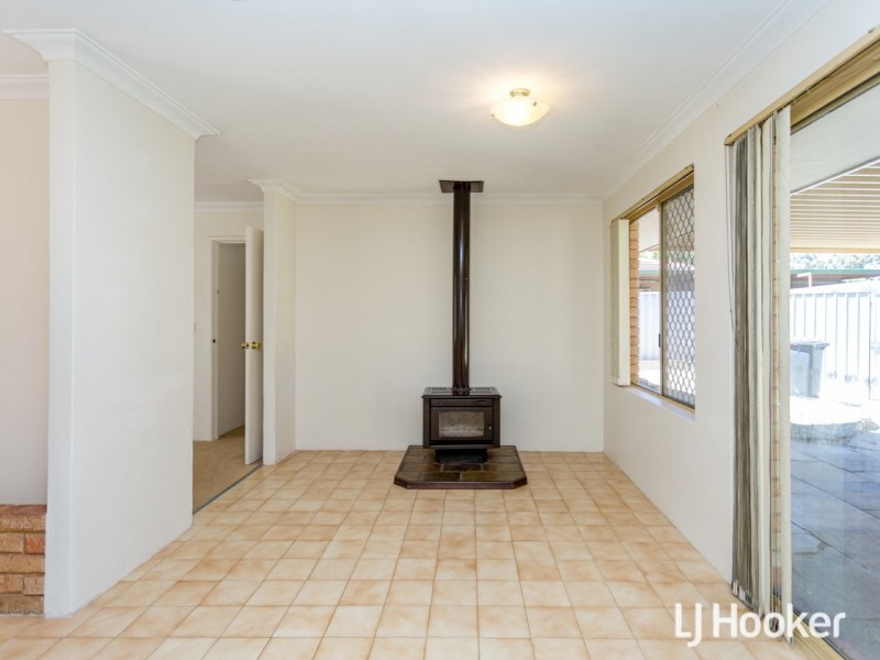 7 Farnham Place, Gosnells WA 6110