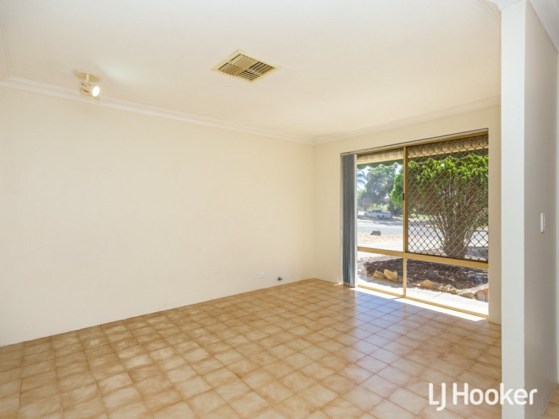 7 Farnham Place, Gosnells WA 6110