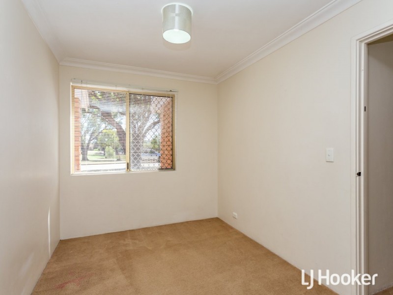 7 Farnham Place, Gosnells WA 6110