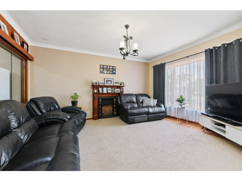 80 Spring Road, Thornlie WA 6108