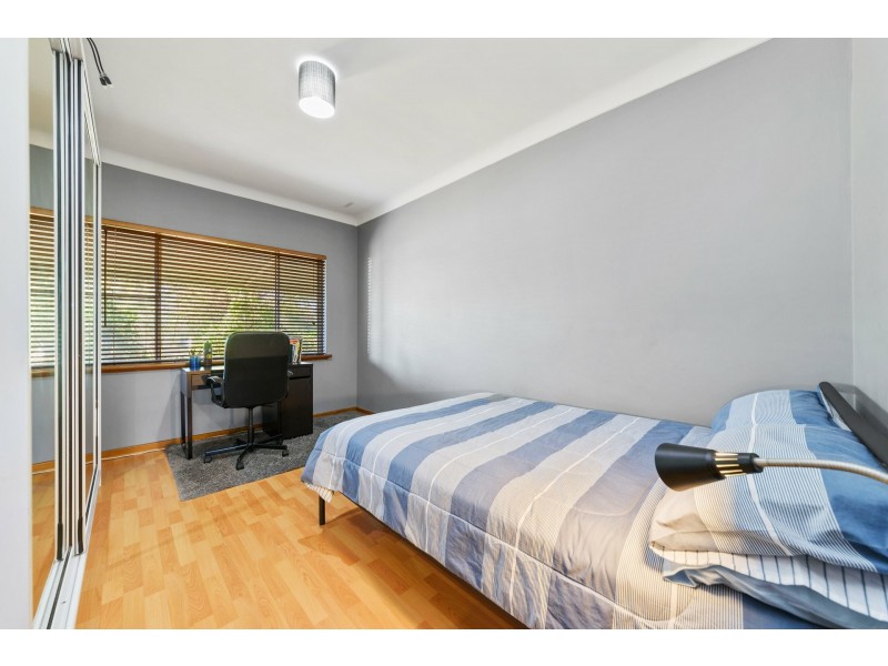 80 Spring Road, Thornlie WA 6108