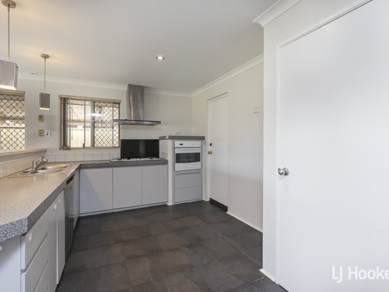 8 Quondong Close, Kenwick WA 6107