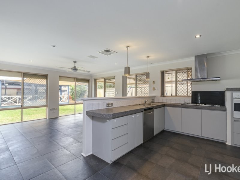 8 Quondong Close, Kenwick WA 6107