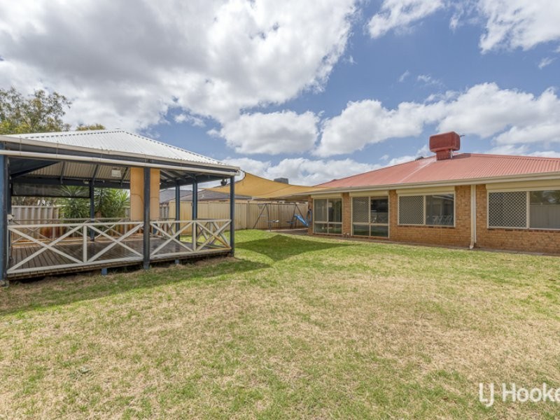 8 Quondong Close, Kenwick WA 6107
