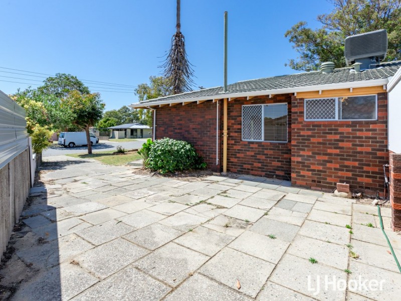 12 Jacobsen Way, Thornlie WA 6108
