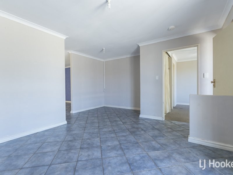 31 Parakeela Grove, Maddington WA 6109