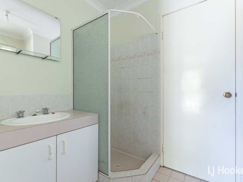 31 Parakeela Grove, Maddington WA 6109