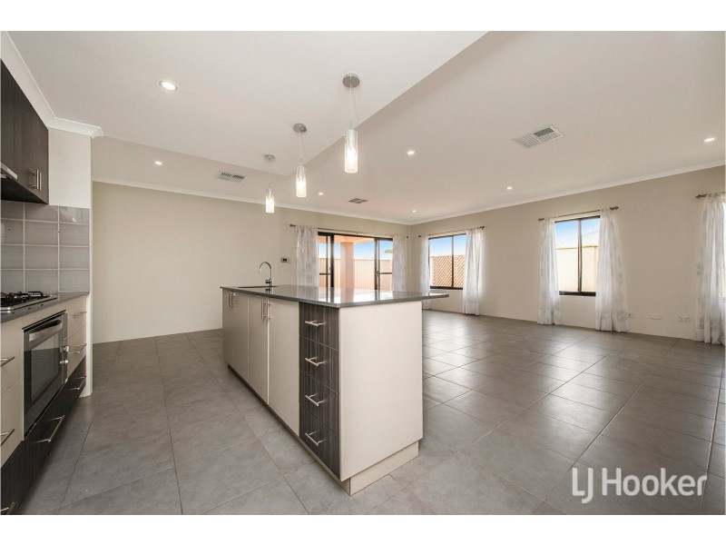 2 Sapium Street, Harrisdale WA 6112