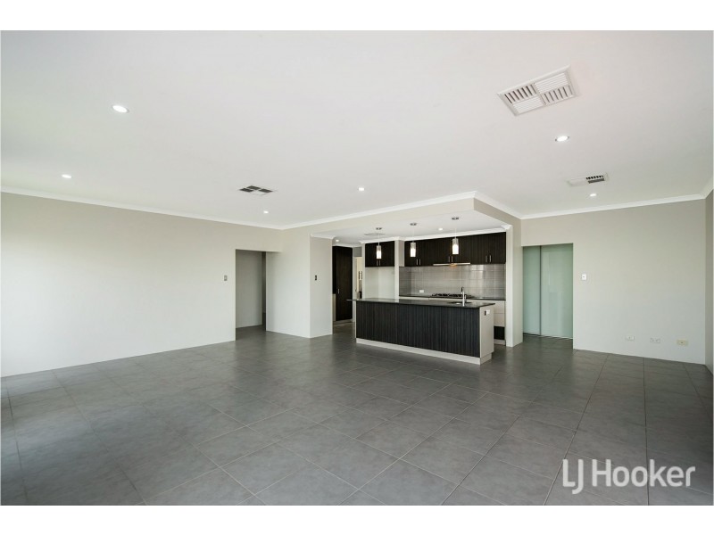 2 Sapium Street, Harrisdale WA 6112