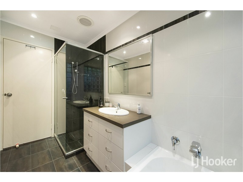 5 Hayes Court, Thornlie WA 6108