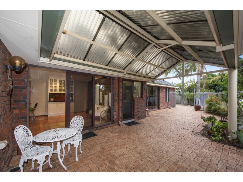 5 Hayes Court, Thornlie WA 6108