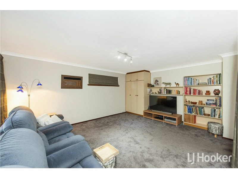 5 Hayes Court, Thornlie WA 6108