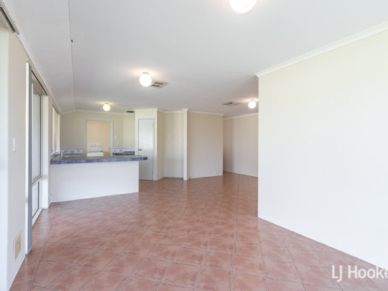 4 Curry Court, Huntingdale WA 6110