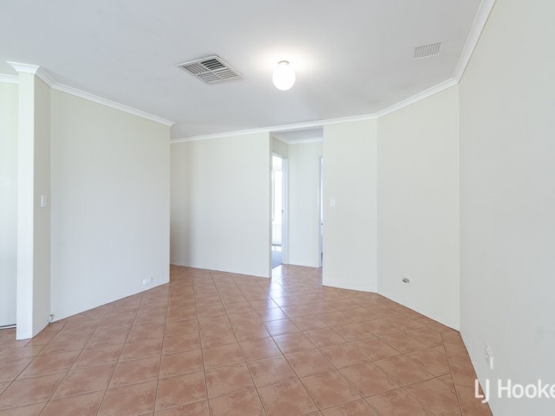 4 Curry Court, Huntingdale WA 6110