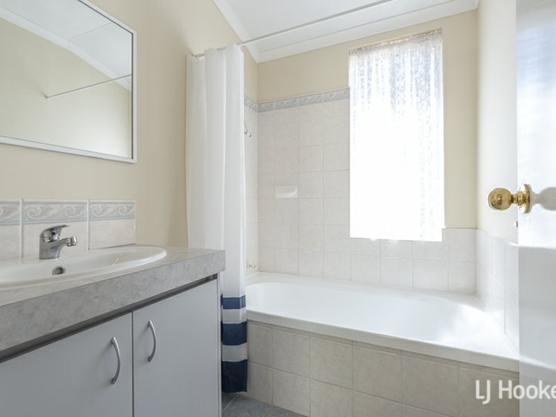 4 Curry Court, Huntingdale WA 6110