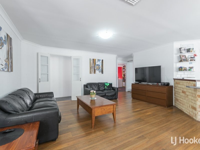 38 Leatherwood Way, Huntingdale WA 6110