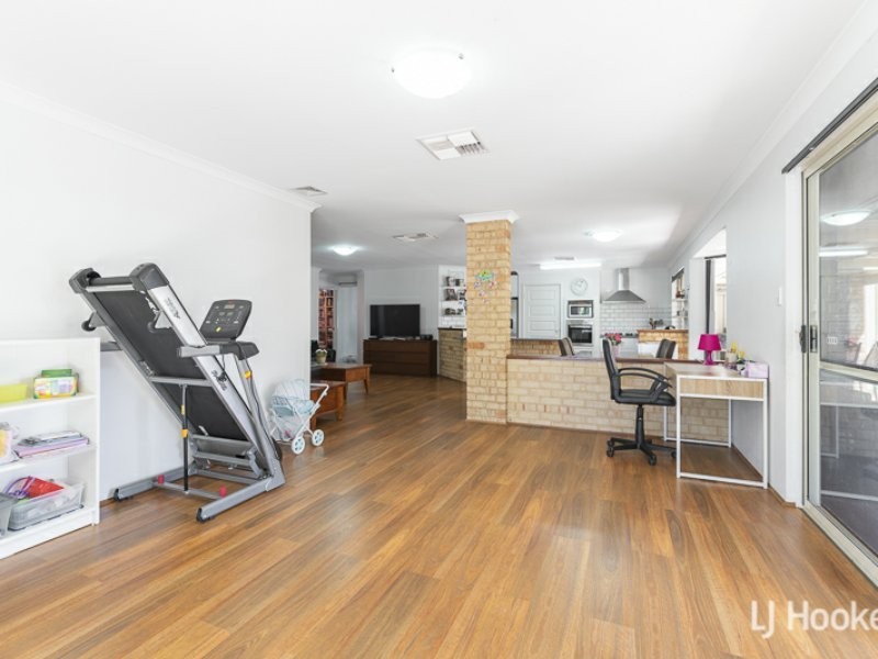 38 Leatherwood Way, Huntingdale WA 6110