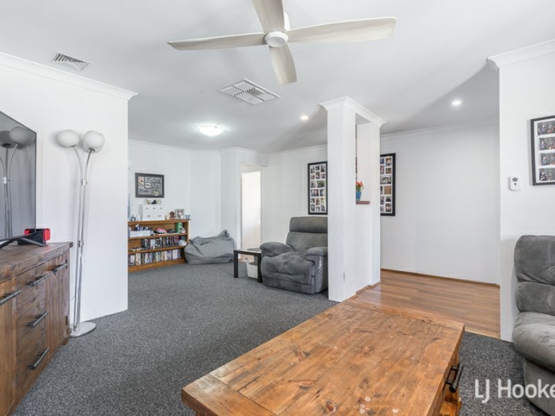 38 Leatherwood Way, Huntingdale WA 6110