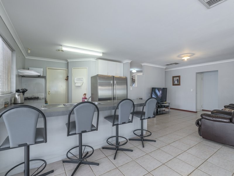 74 Gay Street, Huntingdale WA 6110