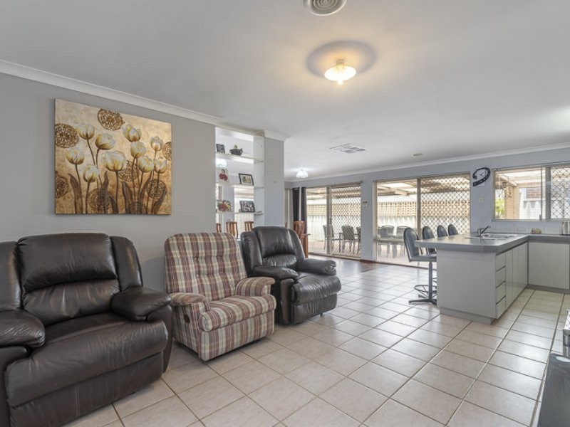 74 Gay Street, Huntingdale WA 6110