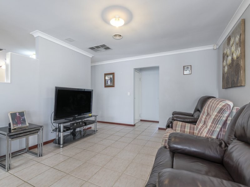 74 Gay Street, Huntingdale WA 6110