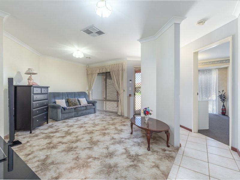 74 Gay Street, Huntingdale WA 6110