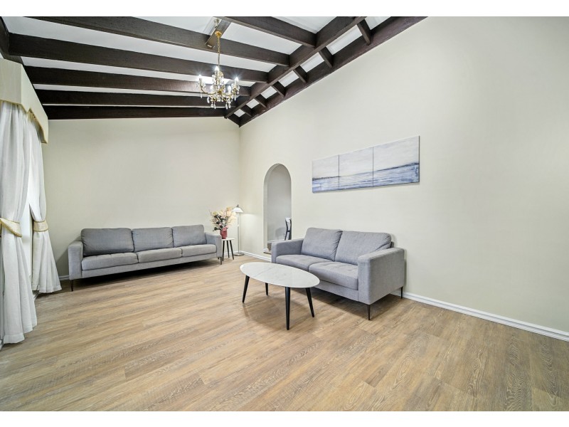 17 Shillington Way, Thornlie WA 6108