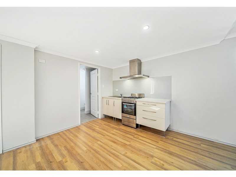 17 Shillington Way, Thornlie WA 6108